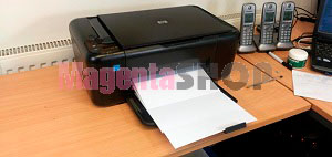 Принтер печатает белые листы